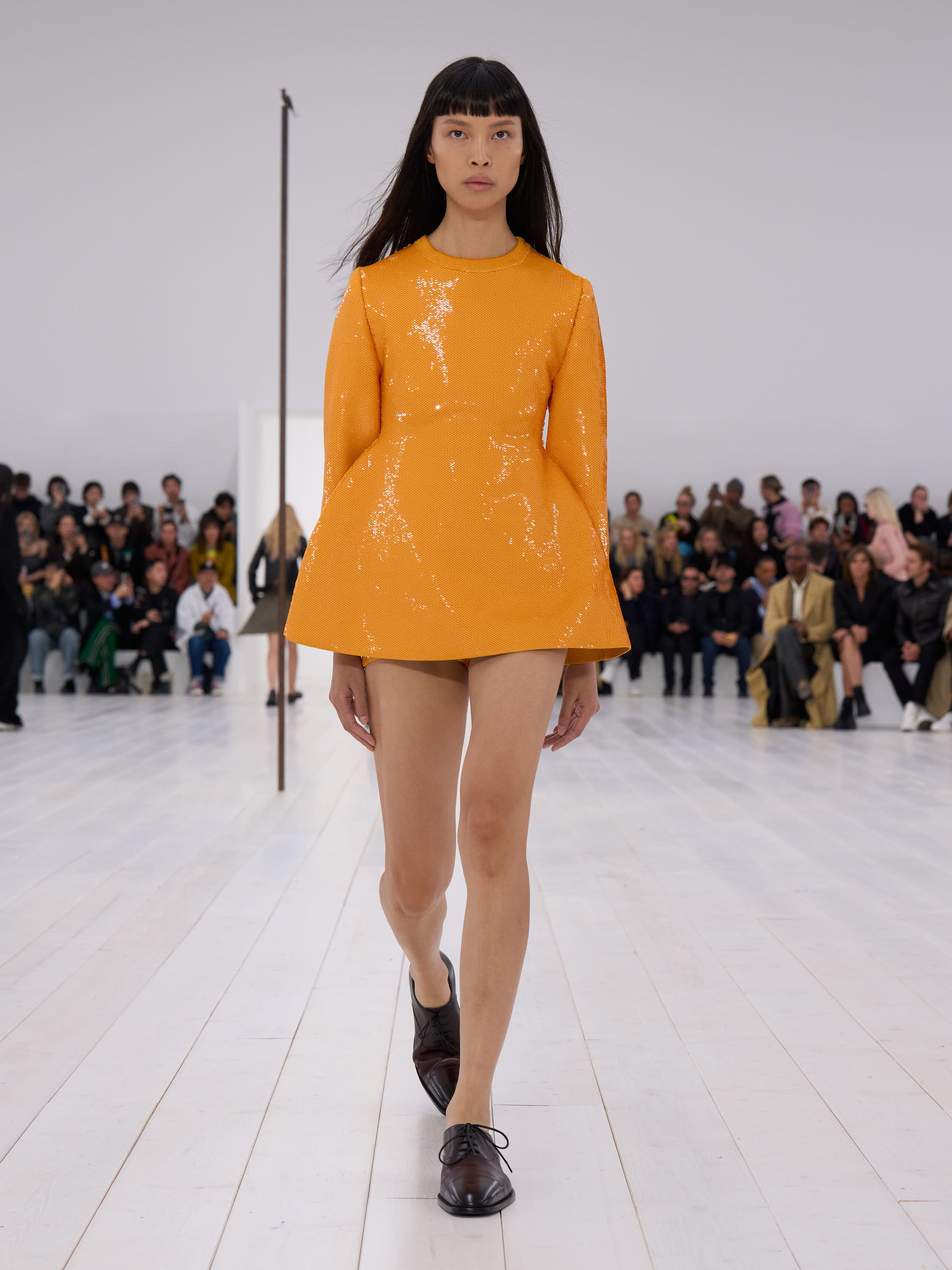 【よん】新品未使用 LOEWE 25SS ロエベ セットアップ ロエベ(LOEWE) 2025年春夏メンズコレクション - ファッションプレス